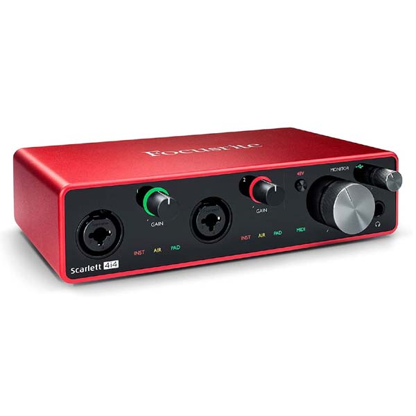 Focusrite 4i4 Scralett Soundcard 1