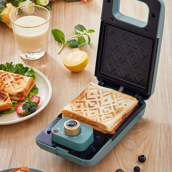 Xiaomi Youpin Petrus PE2310 Non-Stick Sandwich Machine 1