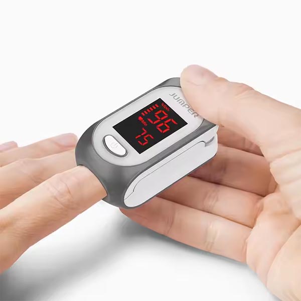 JUMPER SPA30 Fingertip Pulse Oximeter