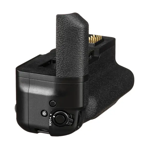 FUJIFILM VG-XT4 Vertical Battery Grip (3)