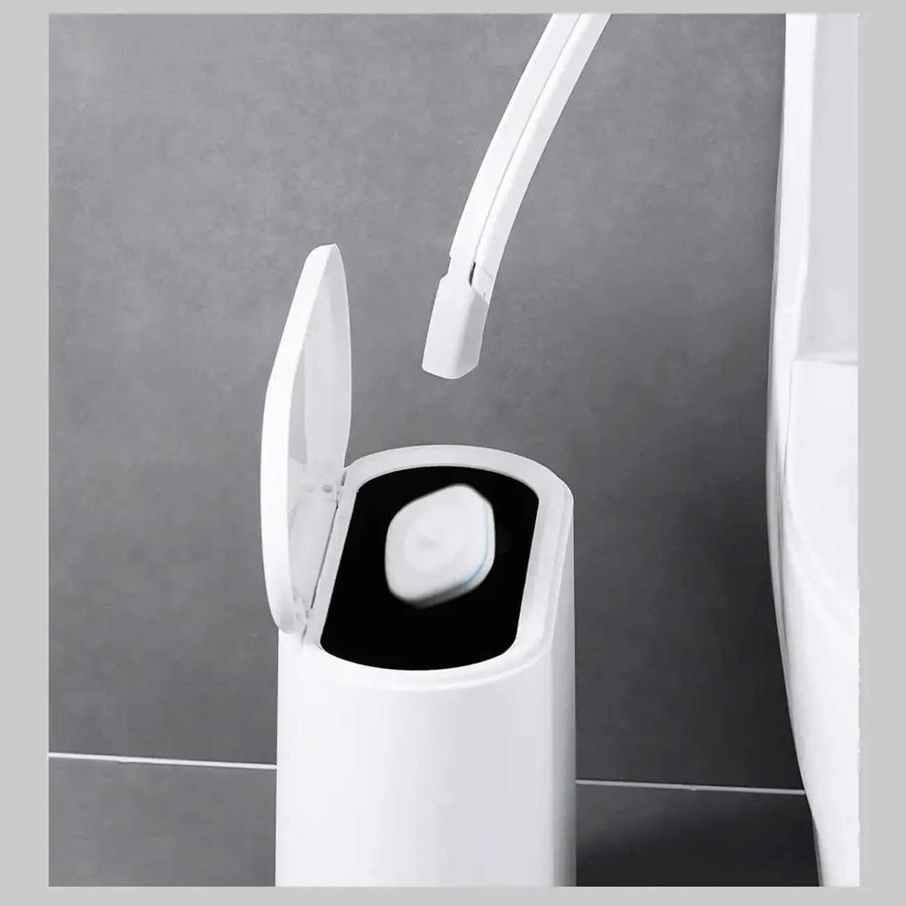 Blowfish Toilet Brush TB02 03AC16 2