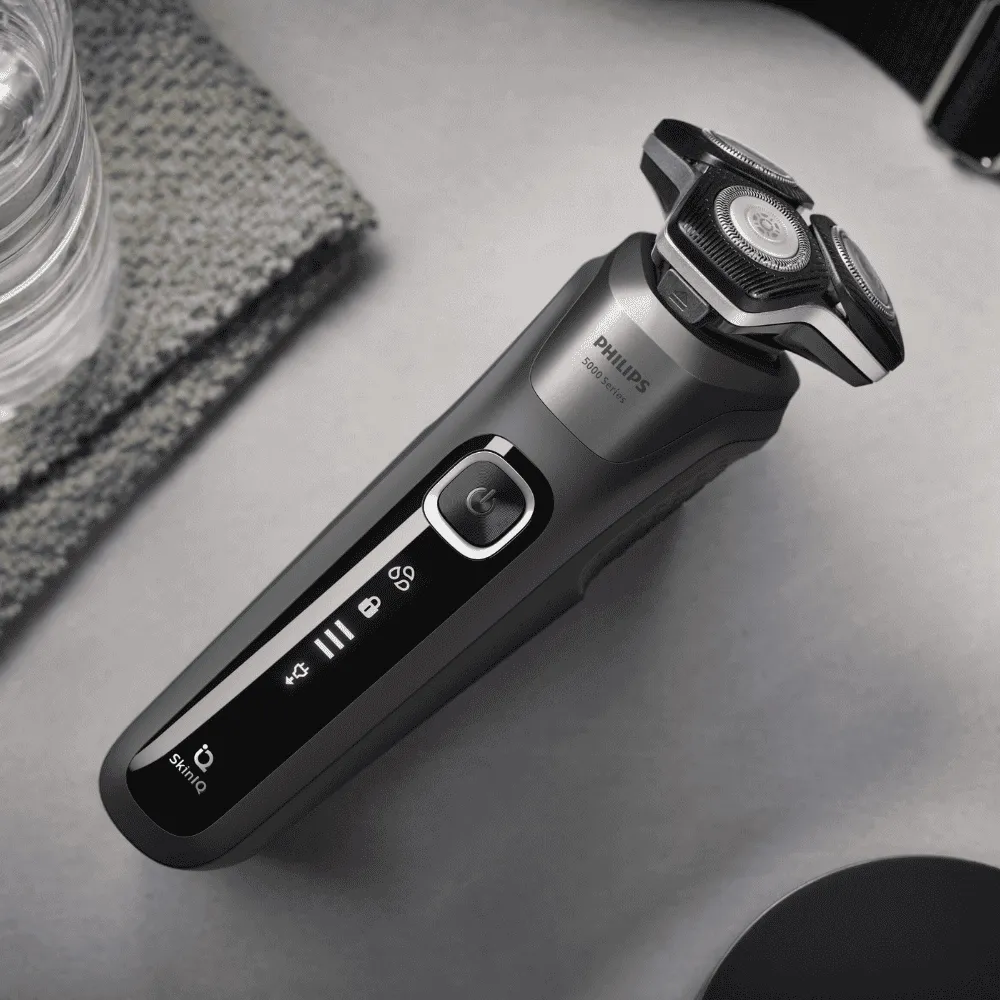 Philips S5887 10 Series 5000 Wet & Dry Electric Shaver 1