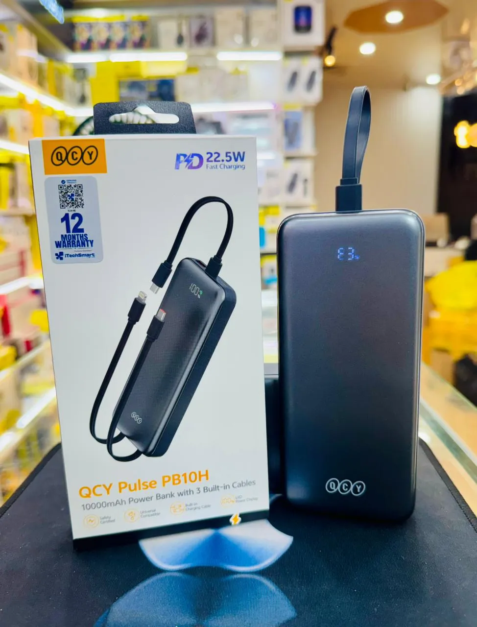 QCY Pulse PB10H 10000mAh PD22.5W Power Bank with built-in cables. - selected variant