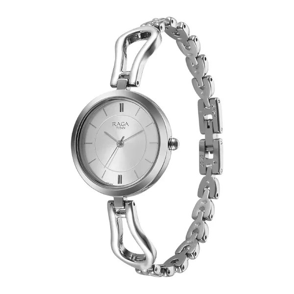 Titan 2727SM01 Women’s Watch