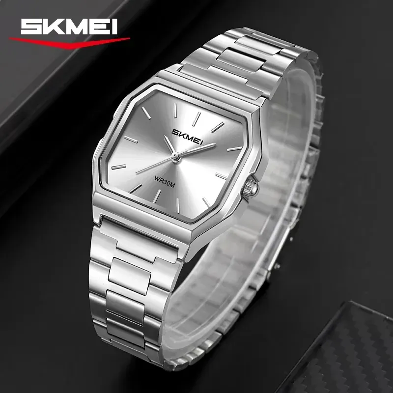 Skmemi 2638 Retro square quartz Watch